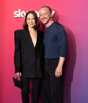 107562527-15695805-James_McAvoy_with_wife_Lisa_Liberati_McAvoy_directed_his_first_m-a-44_17749896165.avif