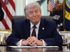 Trump promete acabar com a ‘lendária’ votação por correspondência, fazendo-o ele mesmo este mês