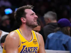 Luka Doncic enfrenta suspensão de 1 jogo após cometer a 16ª falta técnica da temporada
