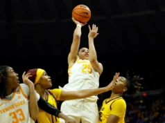 O basquete do Tennessee entrou no portal de transferência de guarda de calouros