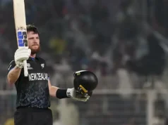 ‘Hora de comemorar um pouco, mas de olho na final de domingo’: Finn Allen após século recorde no Mundial T20