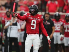 Os Colts estão visitando um pass rusher altamente produtivo do Draft de 2026 da NFL