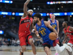 Jamaal Murray marca 31 pontos e lidera o Nuggets na vitória sobre o Raptors por 121-115