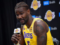 DeAndre Ayton, do Lakers, revela a chave para uma sequência de 6 vitórias consecutivas