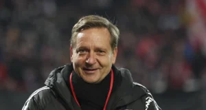 “As coisas vão longe demais” – Chefe do Union Berlin nega preconceito do árbitro em relação ao Bayern