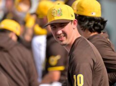 Caderno de treinamento de primavera dos Padres: homers de Castellanos na vitória contra White Sox, Bueller pronto para fazer sua estreia; Estrelas deslumbram no show WBC