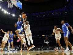O basquete feminino de Kentucky continua a prosperar sob o comando do técnico Kenny Brooks