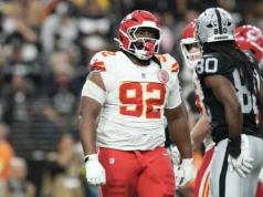 Colts Chiefs contrata o agente livre DT Derrick Nady para aumentar a profundidade interior