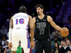 O técnico do Nets, Jordi Fernandez, credita Ben Saroff por ser ‘1% melhor’