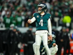 Eagles refazem contrato de Jake Elliott