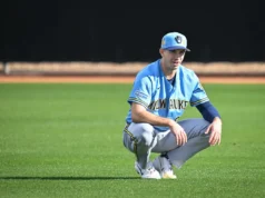 Tópico 27 do jogo de treinamento de primavera: Milwaukee Brewers (11-15) vs. San Diego Padres (14-13-1)