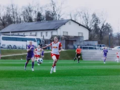 Mulheres do RBS sofrem perdas estreitas em casa