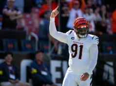 Segundo relatos, é improvável que os Bengals usem a marca de franquia em Trey Hendrickson