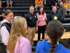 Kings Mountain Volleyball Tab provou ser o próximo treinador principal