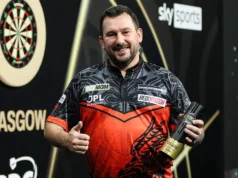 Os olhos de Clayton na final da All-Welsh Cardiff Premier League