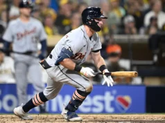 O novato do Tigers, Kevin McGonigle, atinge o desempate, 2 corridas simples na vitória por 5-2 sobre o Padres