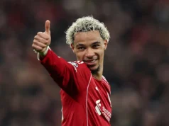 Arne Slott elogia sua equipe do Liverpool pela vitória ‘perfeita’ do Galatasaray