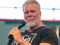 Kevin Nash avalia a rivalidade na WWE WrestleMania 42 entre Brock Lesnar e