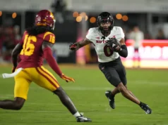 O cornerback Prophet Brown foi discutido como o jogador mais antigo da USC