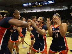 O número 10 da Virgínia supera o número 7 da Geórgia no OT em meio às condições tensas do torneio da NCAA enquanto o ar condicionado quebra na arena