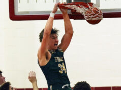 Compromisso de beisebol do Texas leva o time de basquete Bishop Feehan (Mass.) ao título estadual