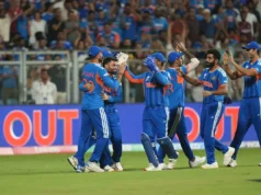 Depois de 499 corridas e 34 seis, a Índia venceu a Inglaterra na final da Copa do Mundo T20