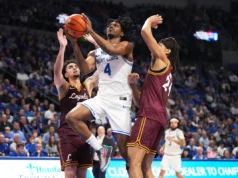 Louis derrotou Loyola Chicago por 79-65 para conquistar o primeiro lugar no torneio A-10