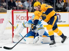 O Nashville Predators trocou Michael McCarron pelo Minnesota Wild por uma escolha de segundo turno. Relatório