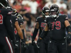Arizona Cardinals oferece DL. PJ Mustifer, K Joshua Carty
