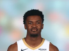 A maneira como ele está se recuperando lá. Ele nos influencia…