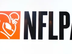 O diretor de jogadores da NFLPA, Don Davis, renunciou após 16 anos no sindicato