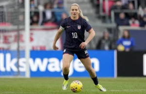 A capitã do USWNT, Lindsay Heaps, junta-se aos homens da Blazer Media Network com seu próprio programa no The Women’s Game chamado “The Captain”.