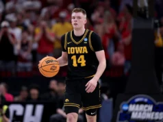 Bennett Stirtz está vivendo o momento da mágica corrida de basquete em Iowa