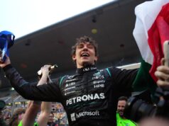 O paddock da Fórmula 1 reage quando Kimi Antonelli conquista sua primeira vitória no Grande Prêmio da China