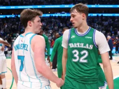 NBA Rookie Rankings: Kon Neupel conseguirá segurar Cooper Flagg na reta final da corrida de Rookie of the Year?