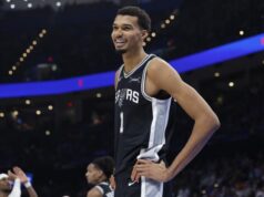 Robert Parrish vê grandeza em Victor Wembanyama: ‘Basta observá-lo todas as noites’