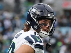Jake Bobo está emocionado por estar de volta aos Seahawks