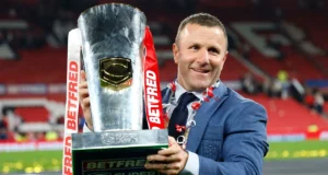 O técnico Peters está deixando o campeão Hull KR