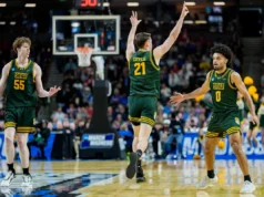O nº 16 Siena quase derrotou o nº 1 Duke no torneio da NCAA sem fazer uma única substituição