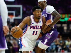 Estudo do filme Sixers: um olhar sobre a noite de Justin Edwards na vitória sobre os Kings