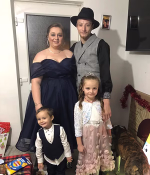 72771193-15654259-Gemma_Germeney_left_31_her_daughter_Lilly_Peden_bottom_right_eig-a-5_1773759211014.avif