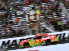 Justin Allgaier vence a corrida NASCAR O’Reilly de 2026 em Martinsville