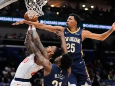 Bey marcou 25 pontos e Murphy marcou 23 para acompanhar os Pelicans na vitória por 124-109 sobre os Clippers.
