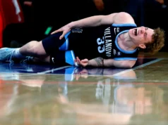 O atacante do Villanova, Matt Hodge, perderá o resto da temporada devido a uma ruptura no ligamento cruzado anterior