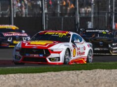Supercarros Melbourne: Brody Kostecki Ford encerra sequência de 12 corridas da Chevrolet com vitória