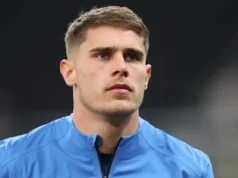 Mickey van de Ven: Unidos à frente do Real Madrid, corrida de Barcelona