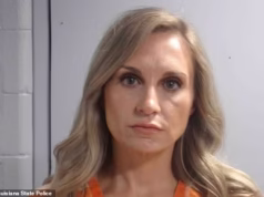 Filho do ex-prefeito afirma em entrevista chocante que viu a mãe fazendo sexo com a amiga