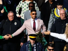 Por quanto tempo Marcus Freeman treinará os irlandeses?