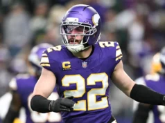 Harrison Smith substitui Darwin James Jr. no torneio de flag football