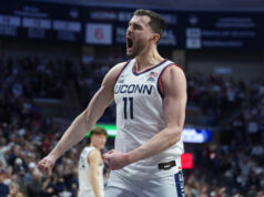 Como transmitir Furman vs. UConn ao vivo: March Madness, torneio da NCAA, canais de TV